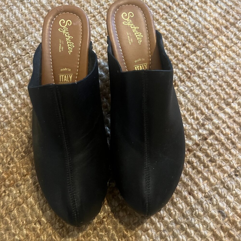 Seychelles clogs